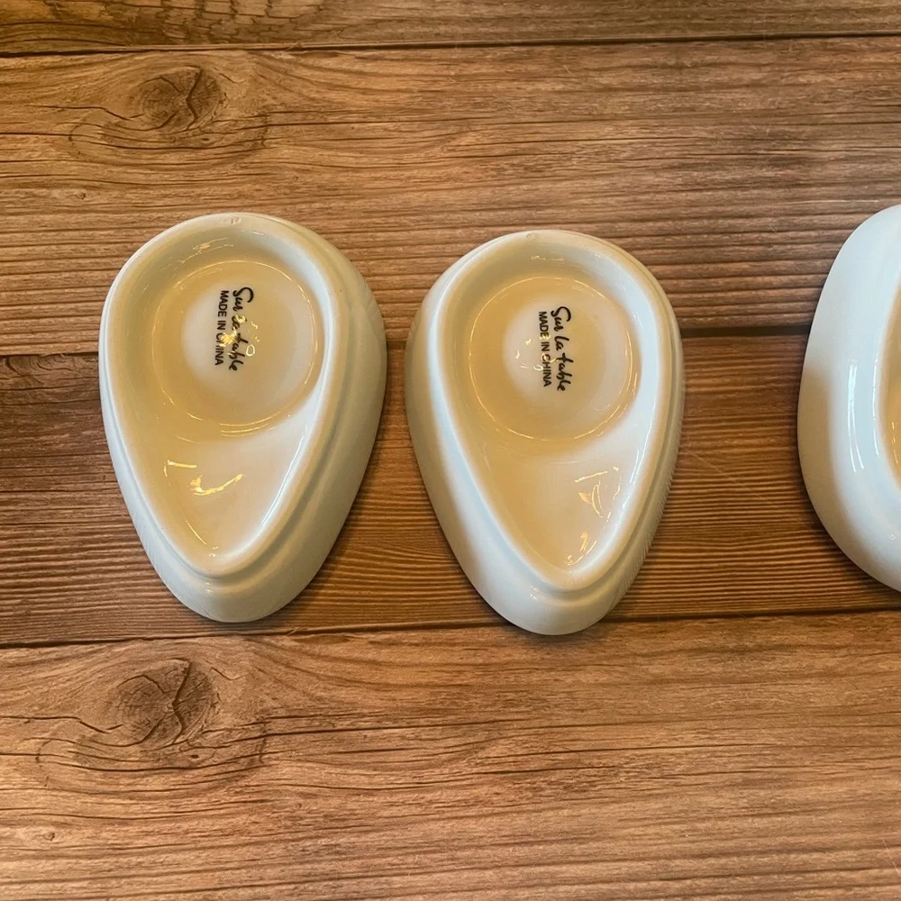 S4 | Vintage Sur La Table white porcelain egg holders